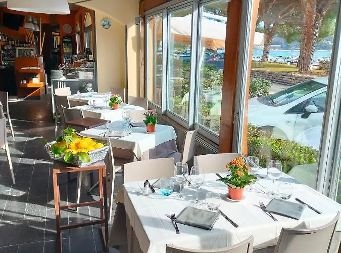 Locanda La Lucciola 4* Портовенере